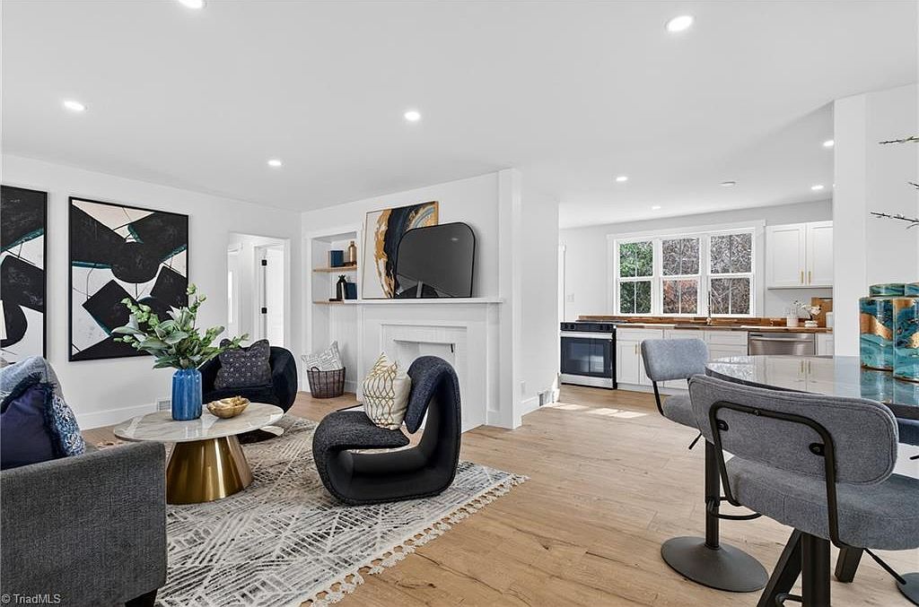 1604 E Lexington Ave High Point, NC 27262 - Thumbnail 4