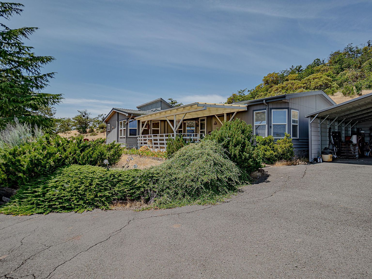 1374 Linn Rd Eagle Point, OR 97524 - Thumbnail 4