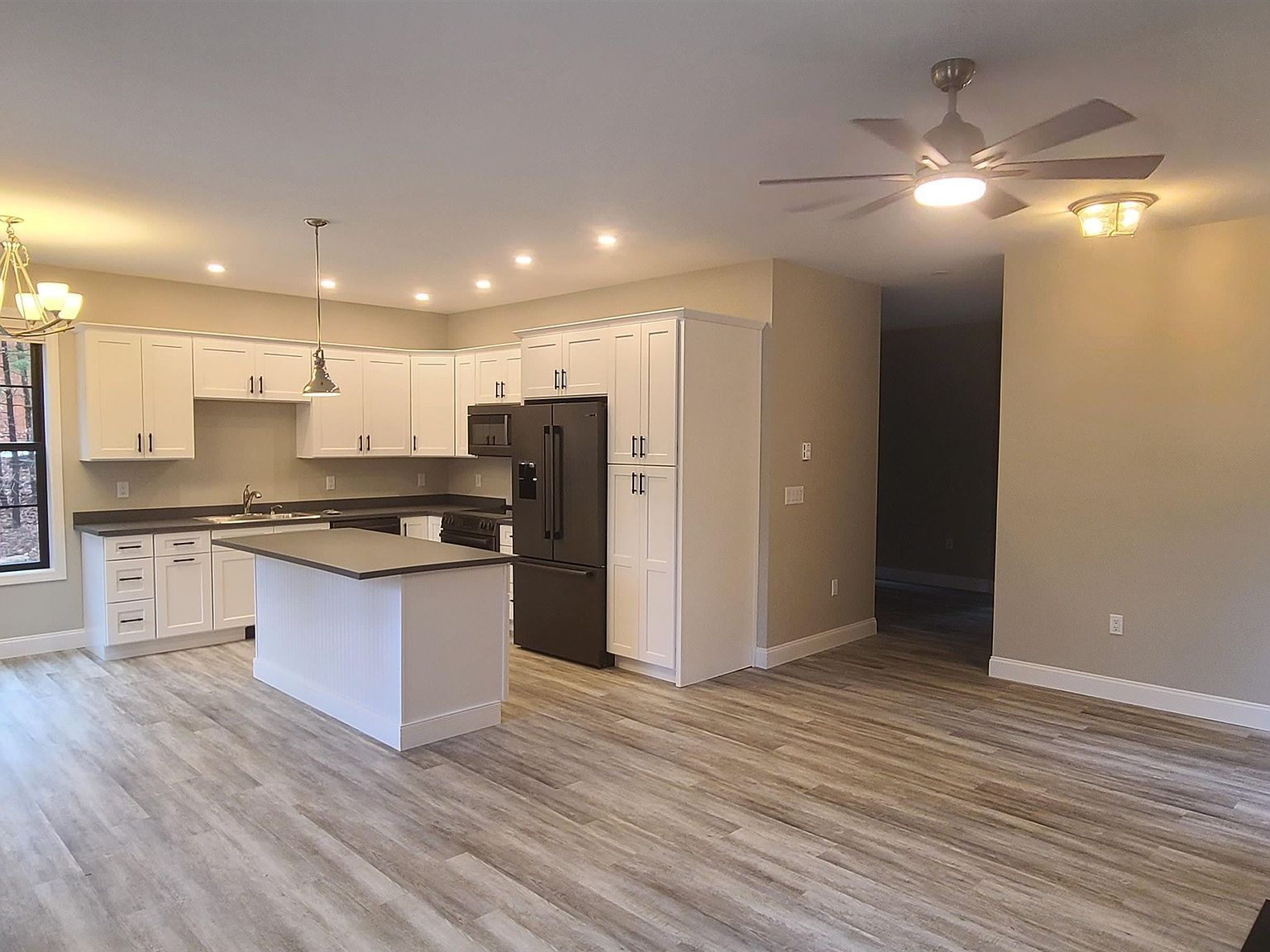 40 Neal Hill Rd Tuftonboro, NH 03816 - Thumbnail 4