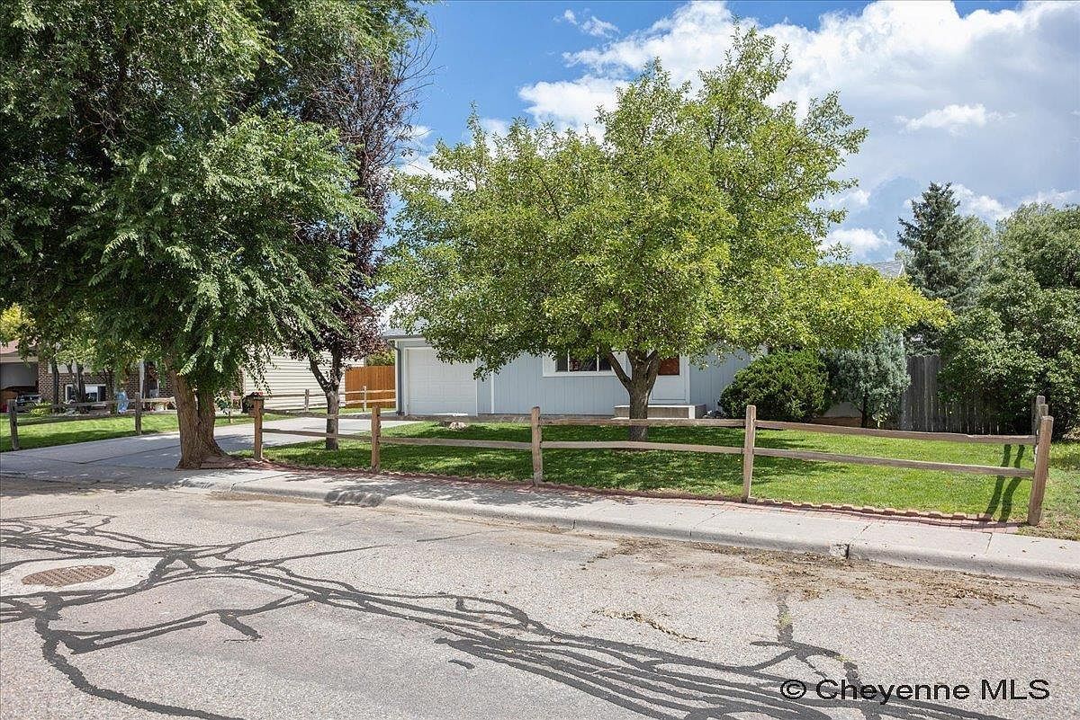 4511 Glendo Ave Cheyenne, WY 82001 - Thumbnail 4