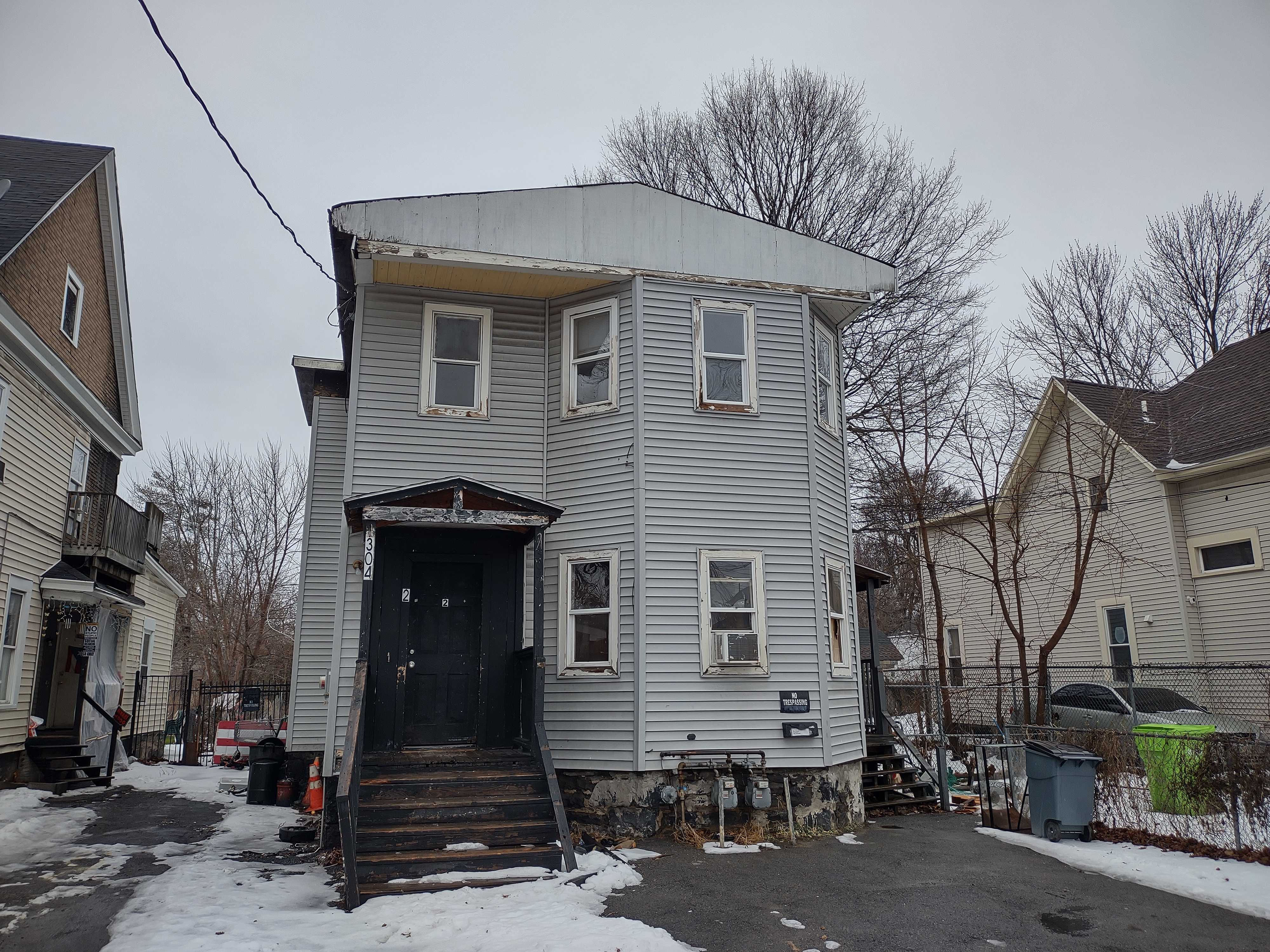 404 Union Place, Syracuse, NY, 13208  | Multi Family