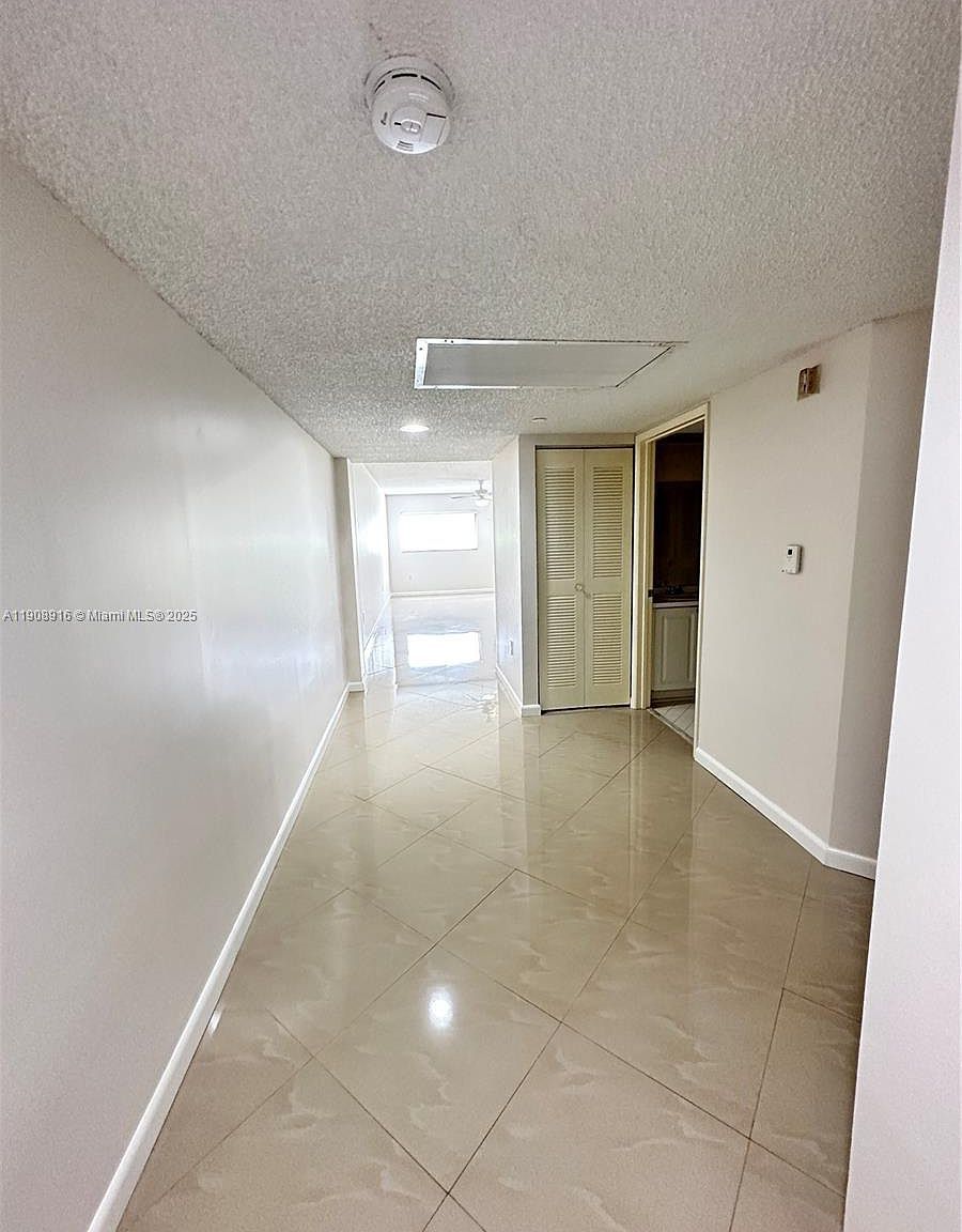 1301 SW 142nd Ave APT 111H Hollywood, FL 33027 - Thumbnail 4