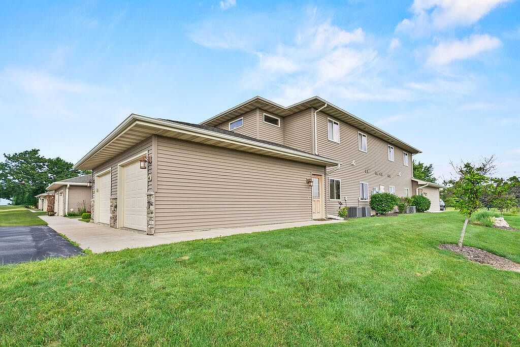 2410 Cherrywood Ln Unit 46 Sister Bay, WI 54234 - Thumbnail 4