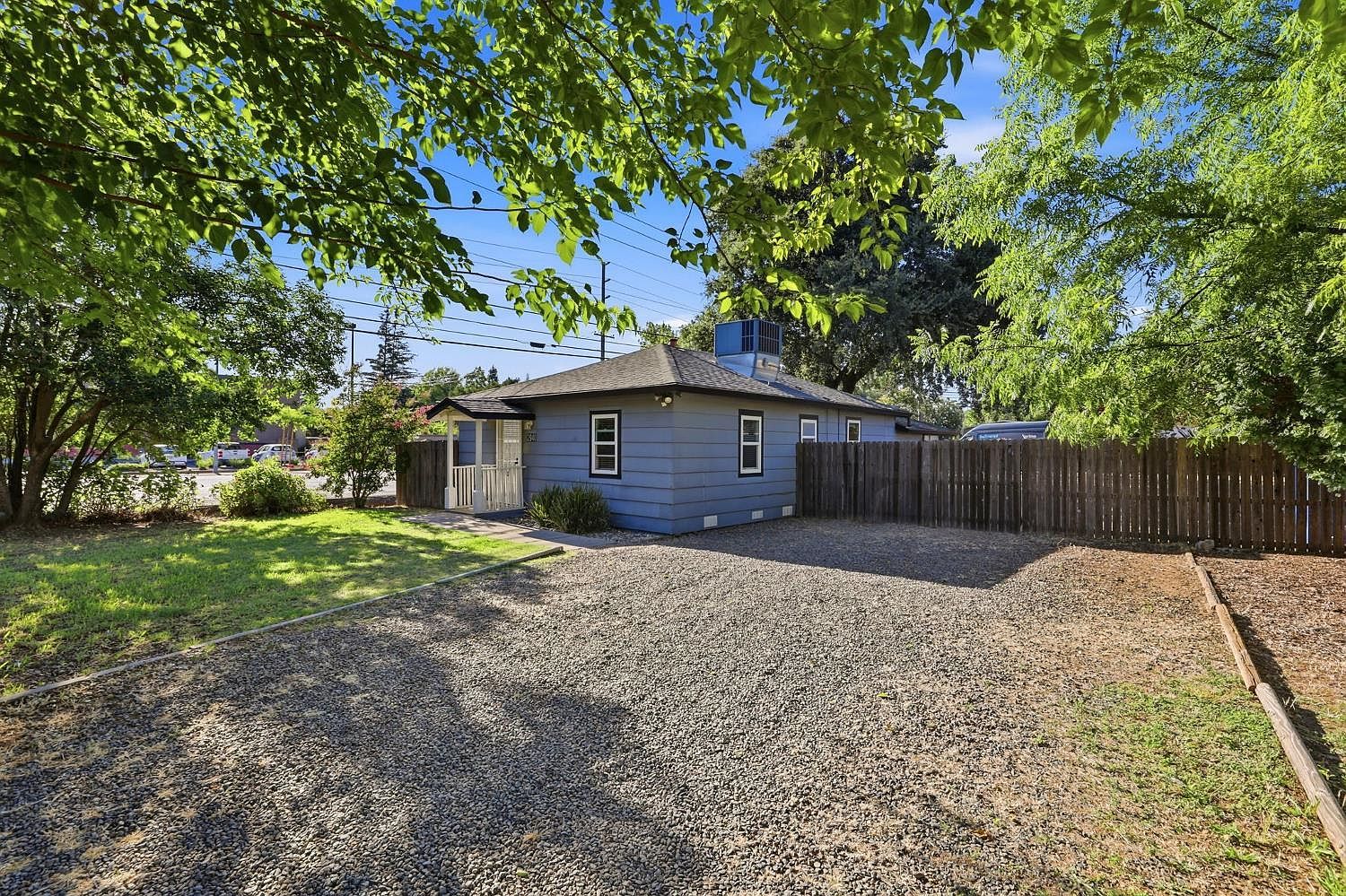 2940 Walnut Ave Carmichael, CA 95608 - Thumbnail 4