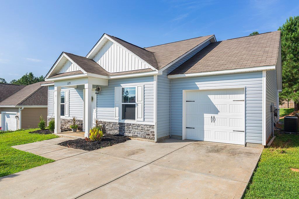 229 Maple Grove Rd Seneca, SC 29678 - Thumbnail 4