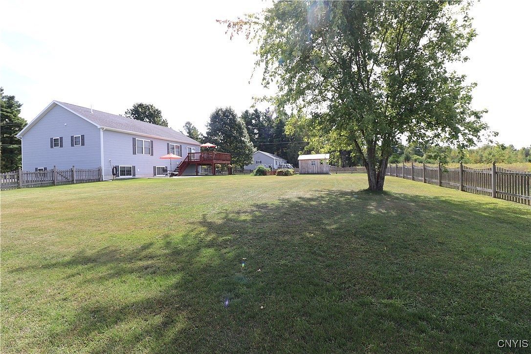 23335 Converse Dr Watertown, NY 13601 - Thumbnail 4