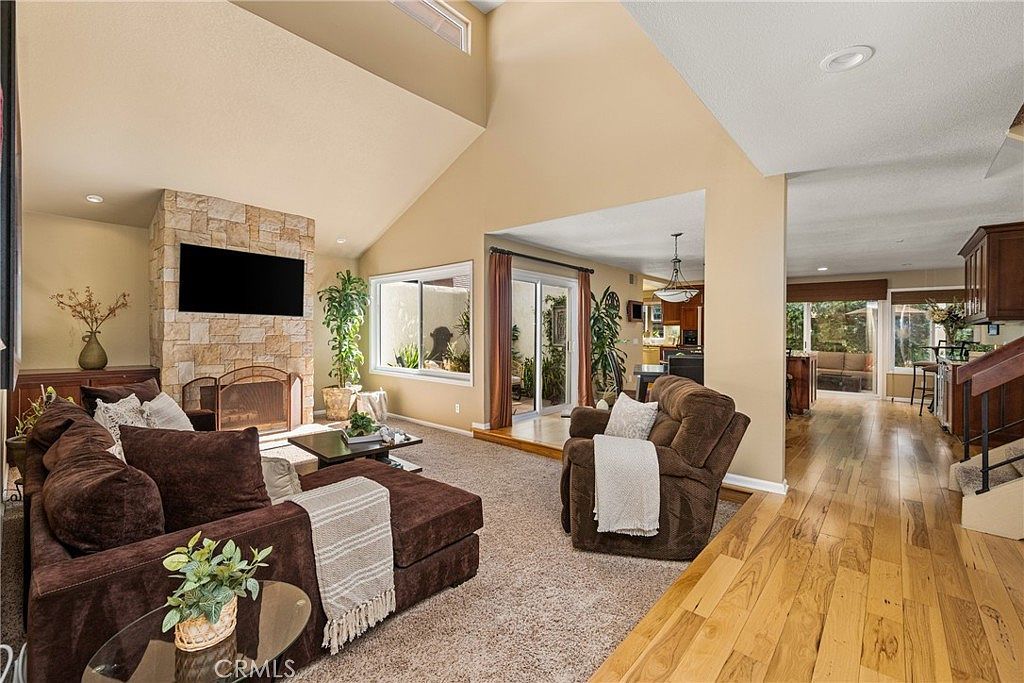 13 Shooting Star Irvine, CA 92604 - Thumbnail 4