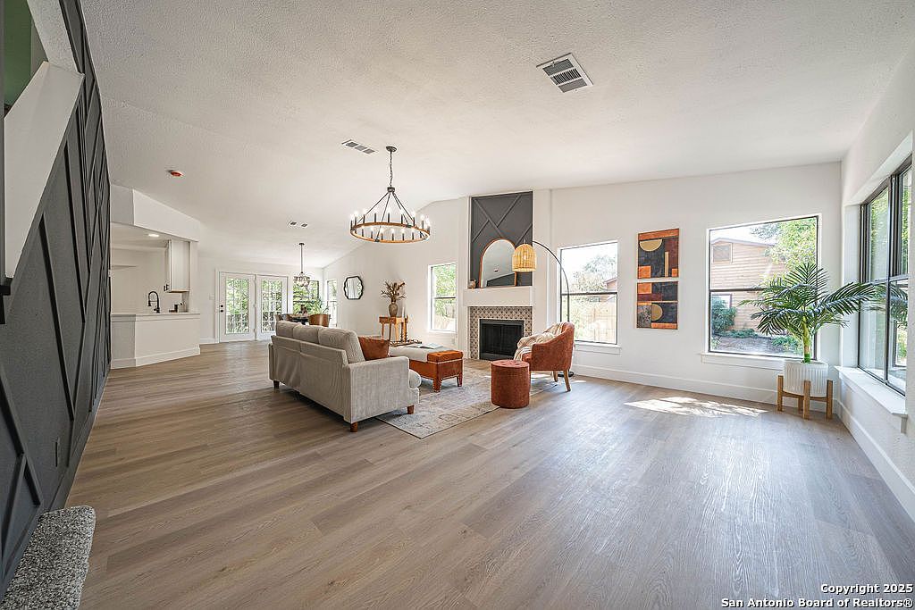 7102 Elk Trl San Antonio, TX 78244 - Thumbnail 4