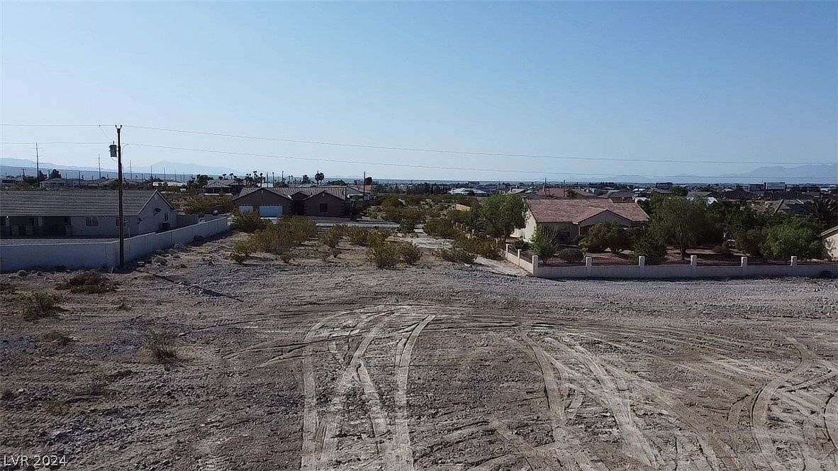 1981 Omaha Ave Pahrump, NV 89048 - Thumbnail 4