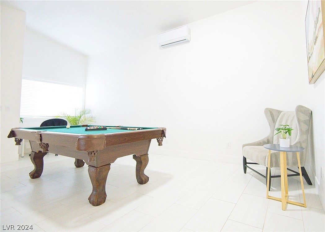 150 Metropolitan Dr Henderson, NV 89015 - Thumbnail 4