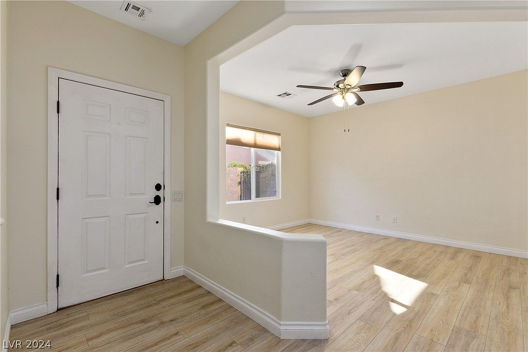 11237 Piper Peak Ln Las Vegas, NV 89138 - Thumbnail 4