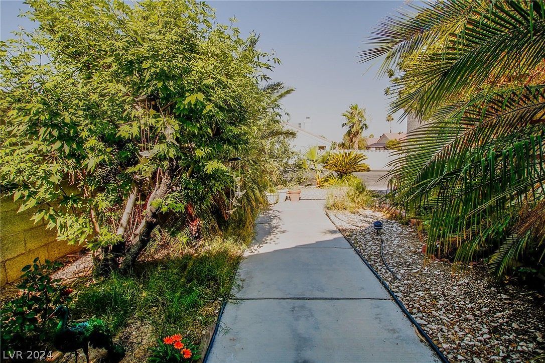 2837 Du Barry Manor Ln Las Vegas, NV 89108 - Thumbnail 4