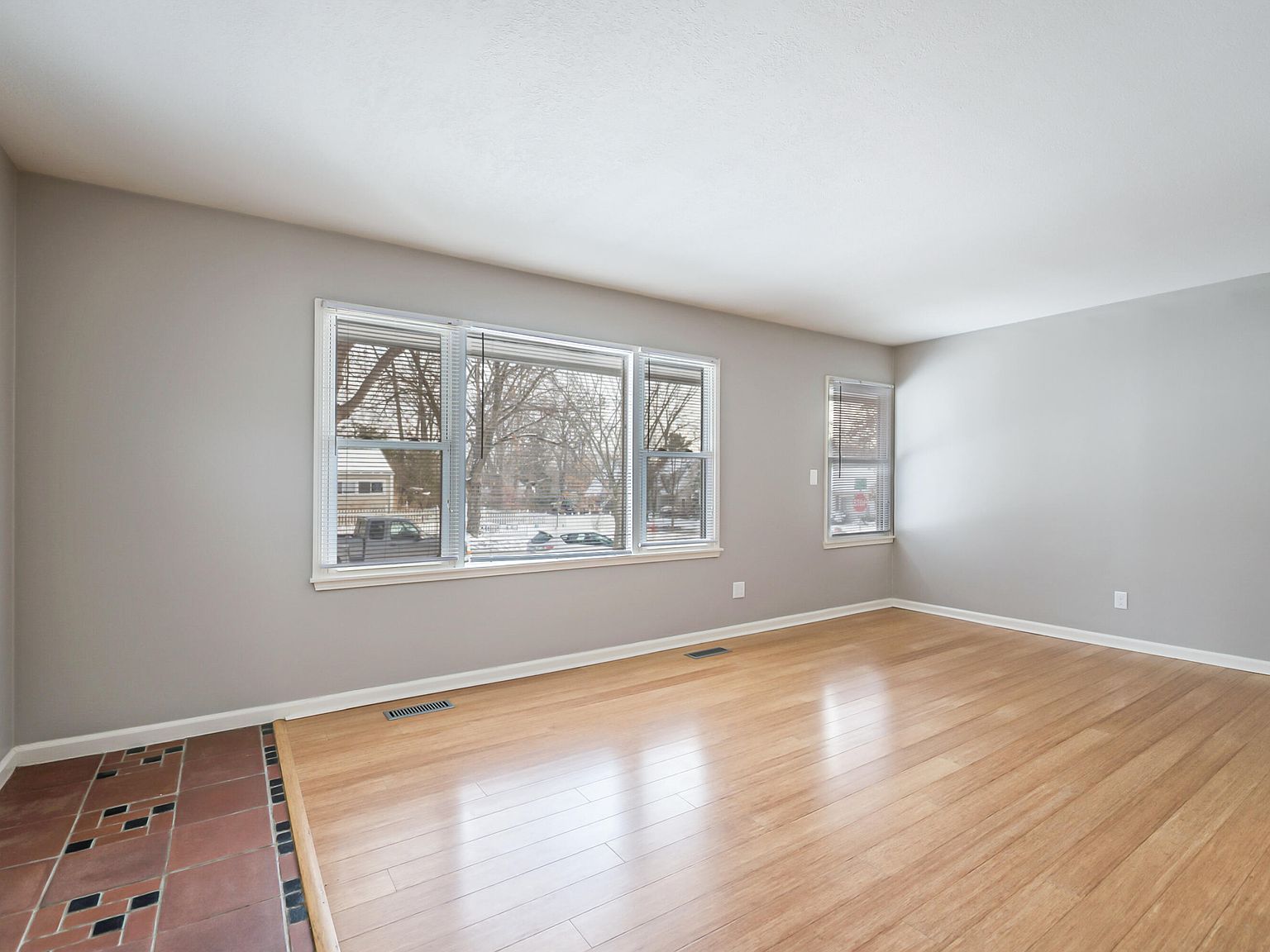 701 Pomona Rd Ann Arbor, MI 48103 - Thumbnail 4