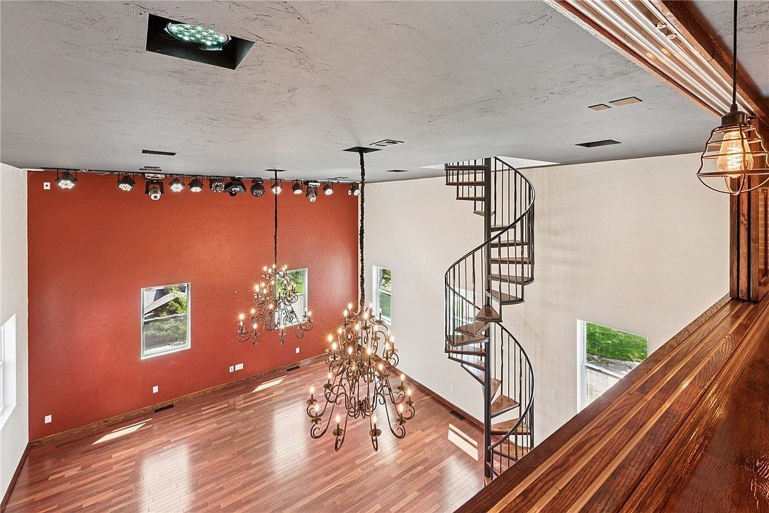 3302 Crestview Dr North Versailles, PA 15137 - Thumbnail 4