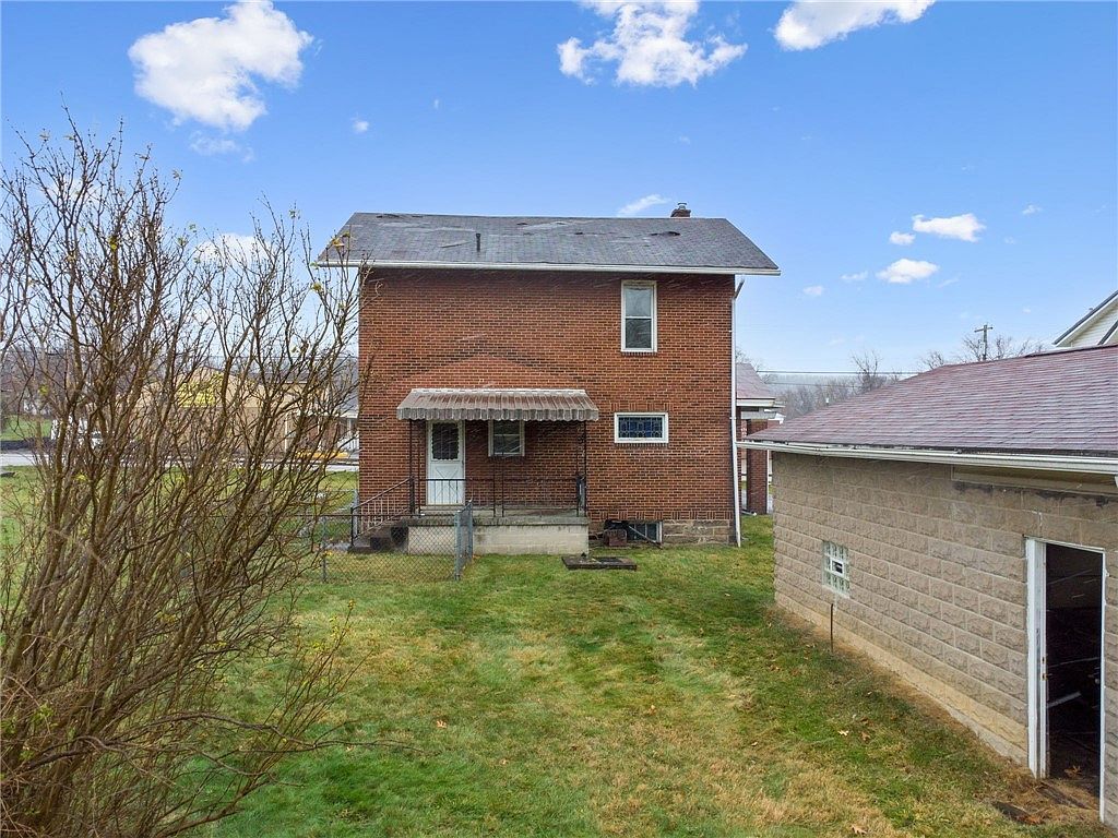 132 W Pennsylvania Ave New Stanton, PA 15672 - Thumbnail 4