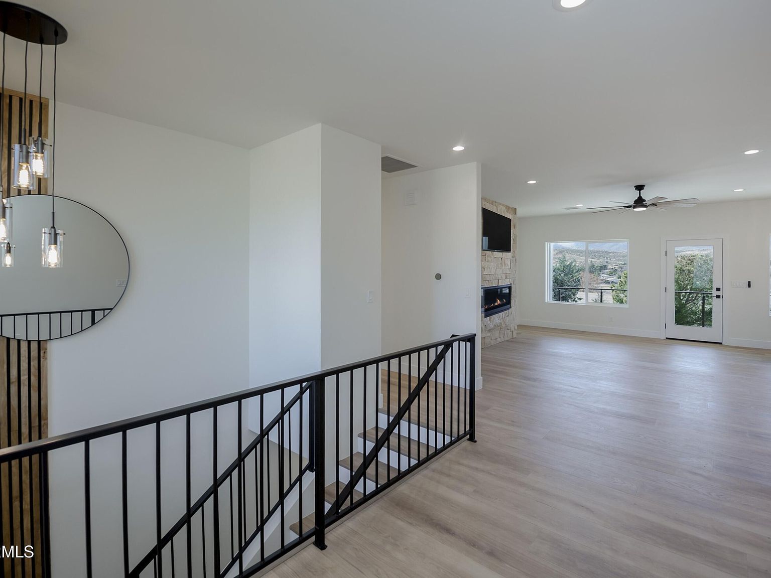 10603 E Straight Arrow Rd Dewey, AZ 86327 - Thumbnail 4