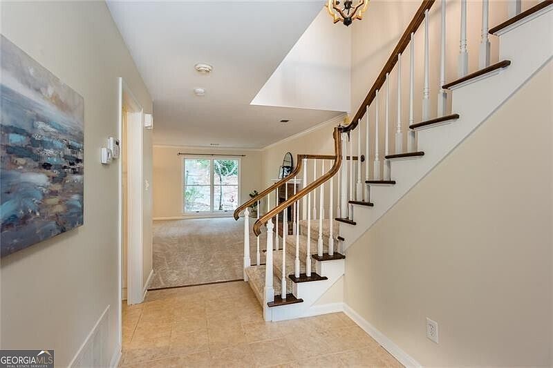 4590 Village Oaks Cir Atlanta, GA 30338 - Thumbnail 4