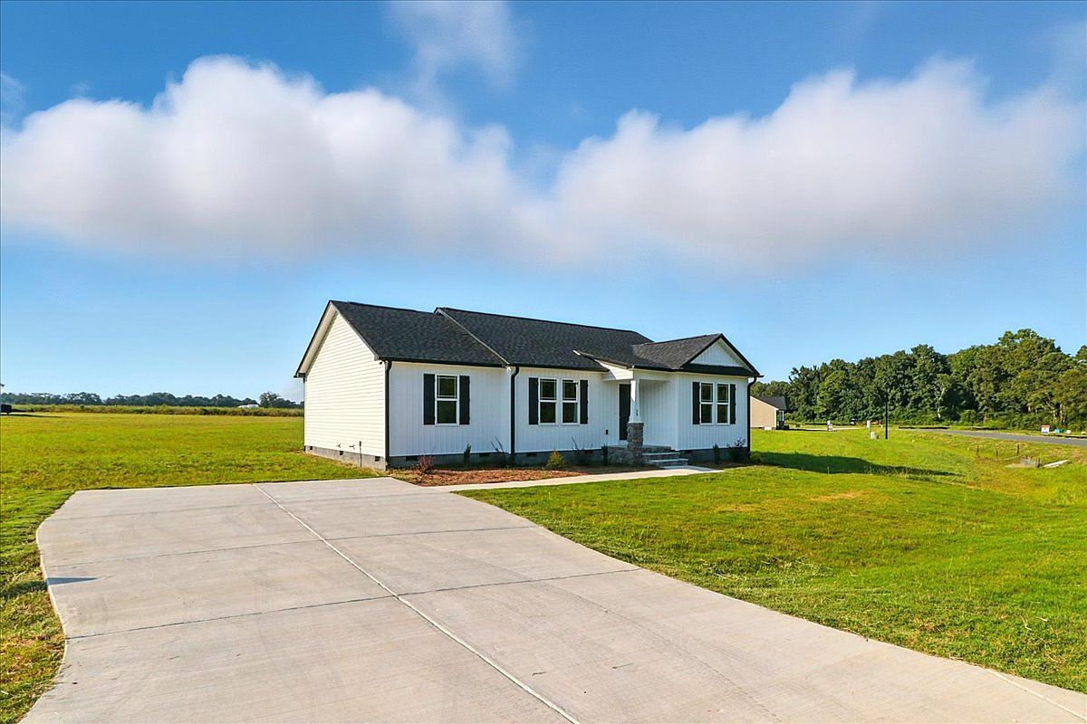 Theodore Plan, Asher Pointe Benson, NC 27504 - Thumbnail 4