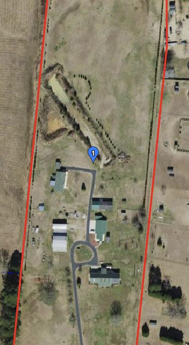 1190 Sanders Rd Benson, NC 27504 - Thumbnail 4