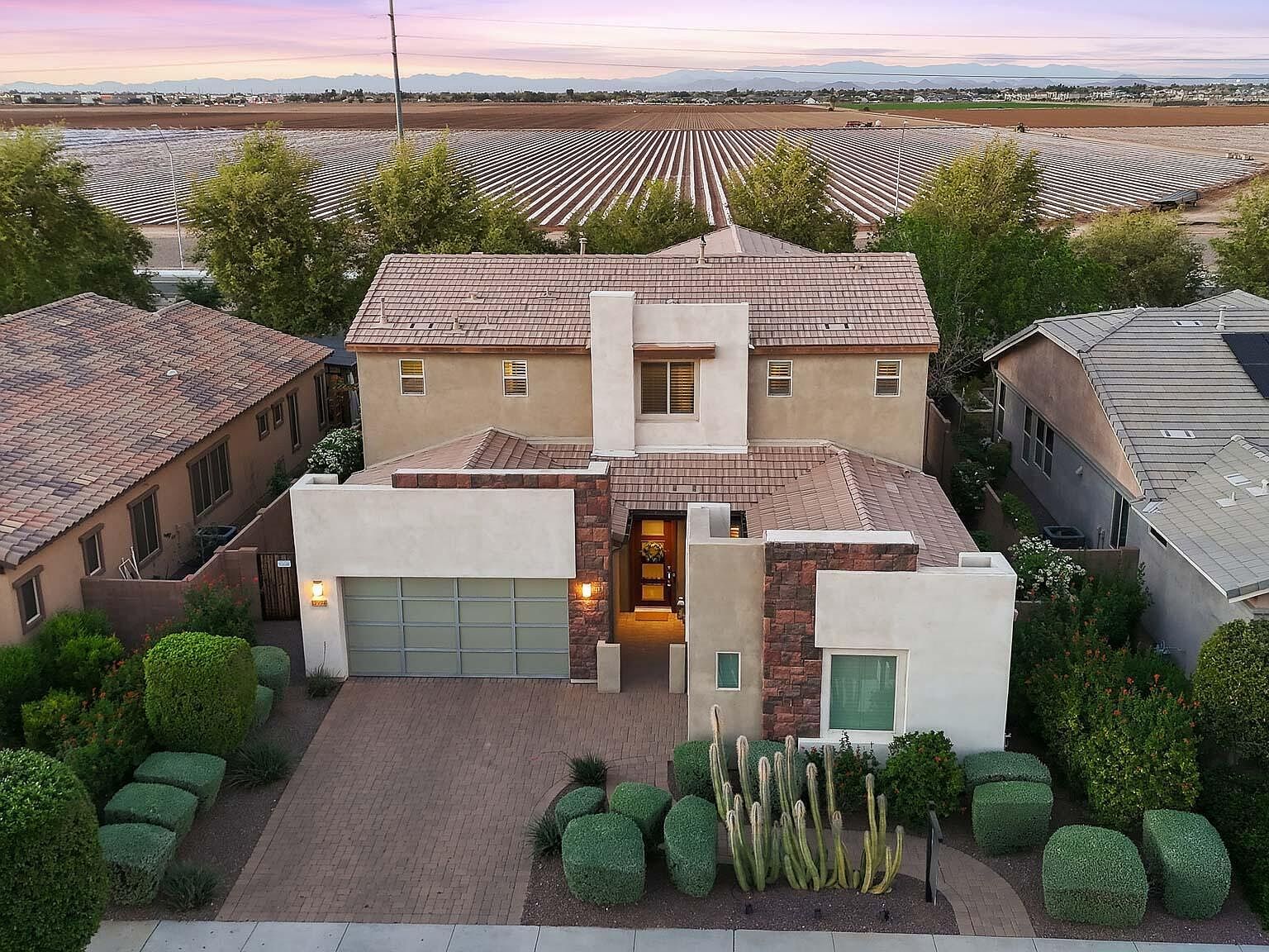 15994 W Shaw Butte Dr Surprise, AZ 85379 - Thumbnail 4