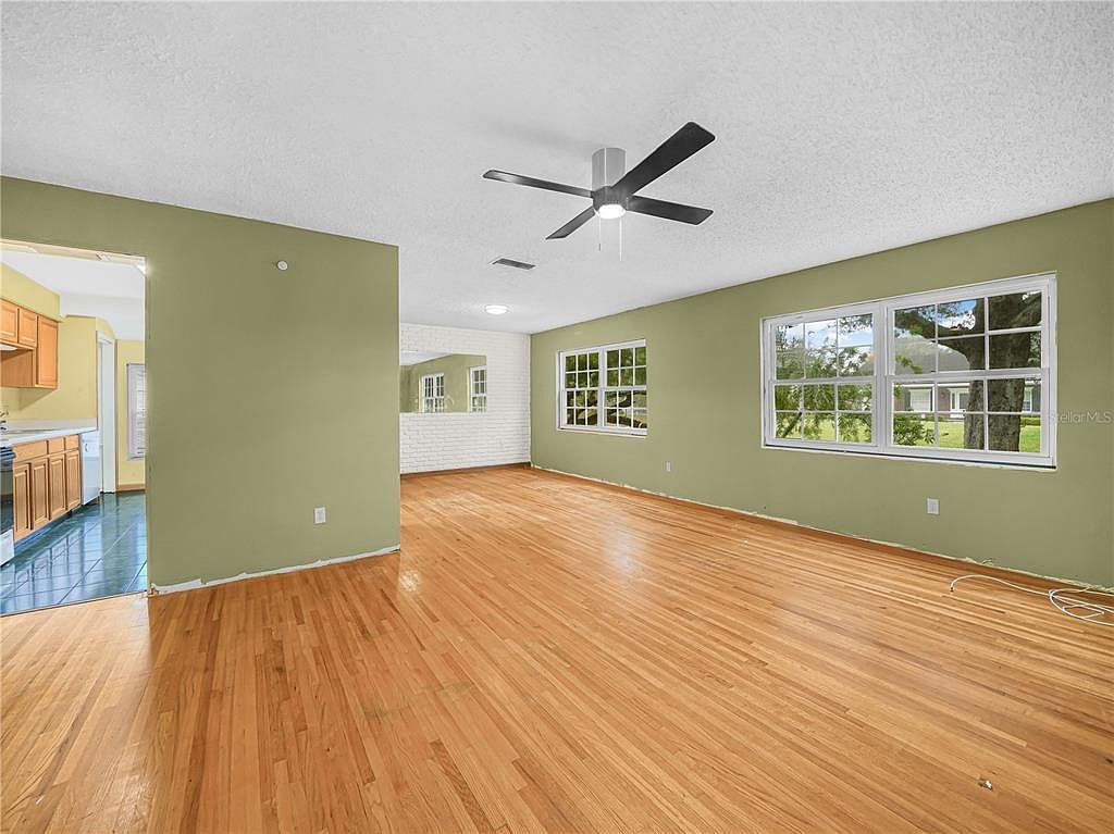 129 Lake Otis Rd SE Winter Haven, FL 33884 - Thumbnail 4