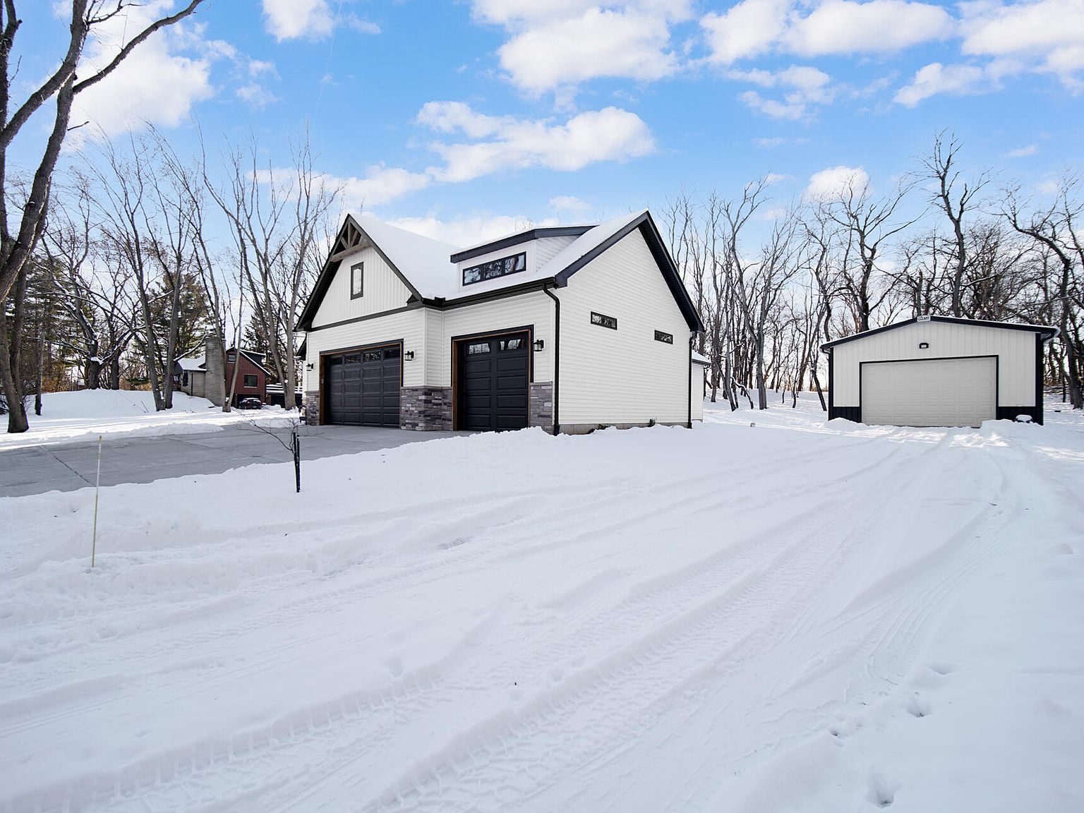 212 N 600 W Valparaiso, IN 46385 - Thumbnail 4