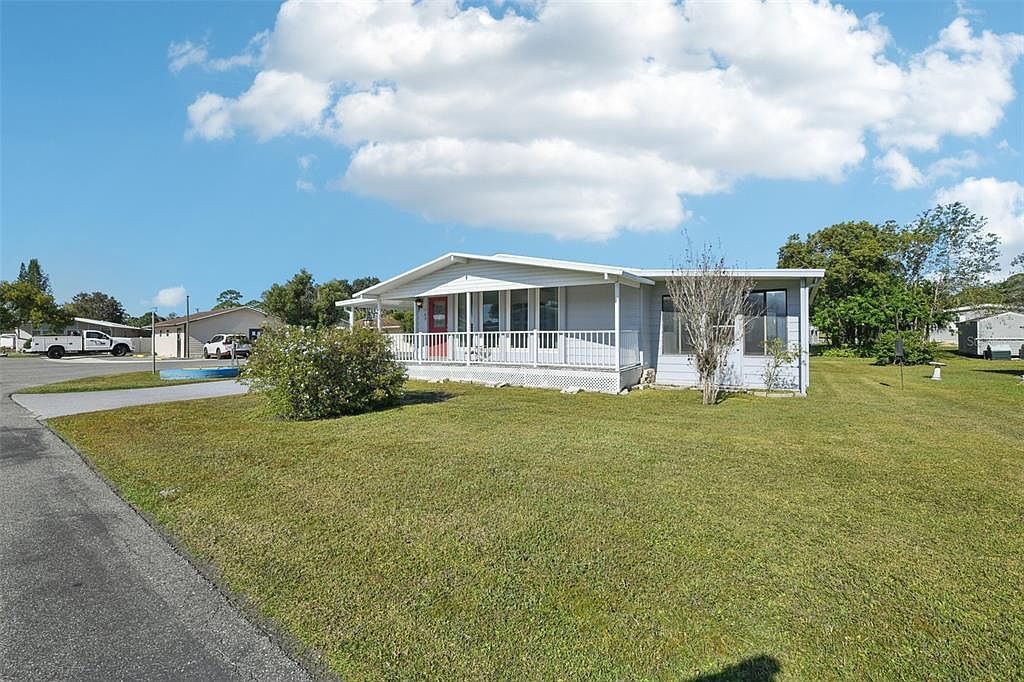 703 Whippoorwill Ln Osteen, FL 32764 - Thumbnail 4