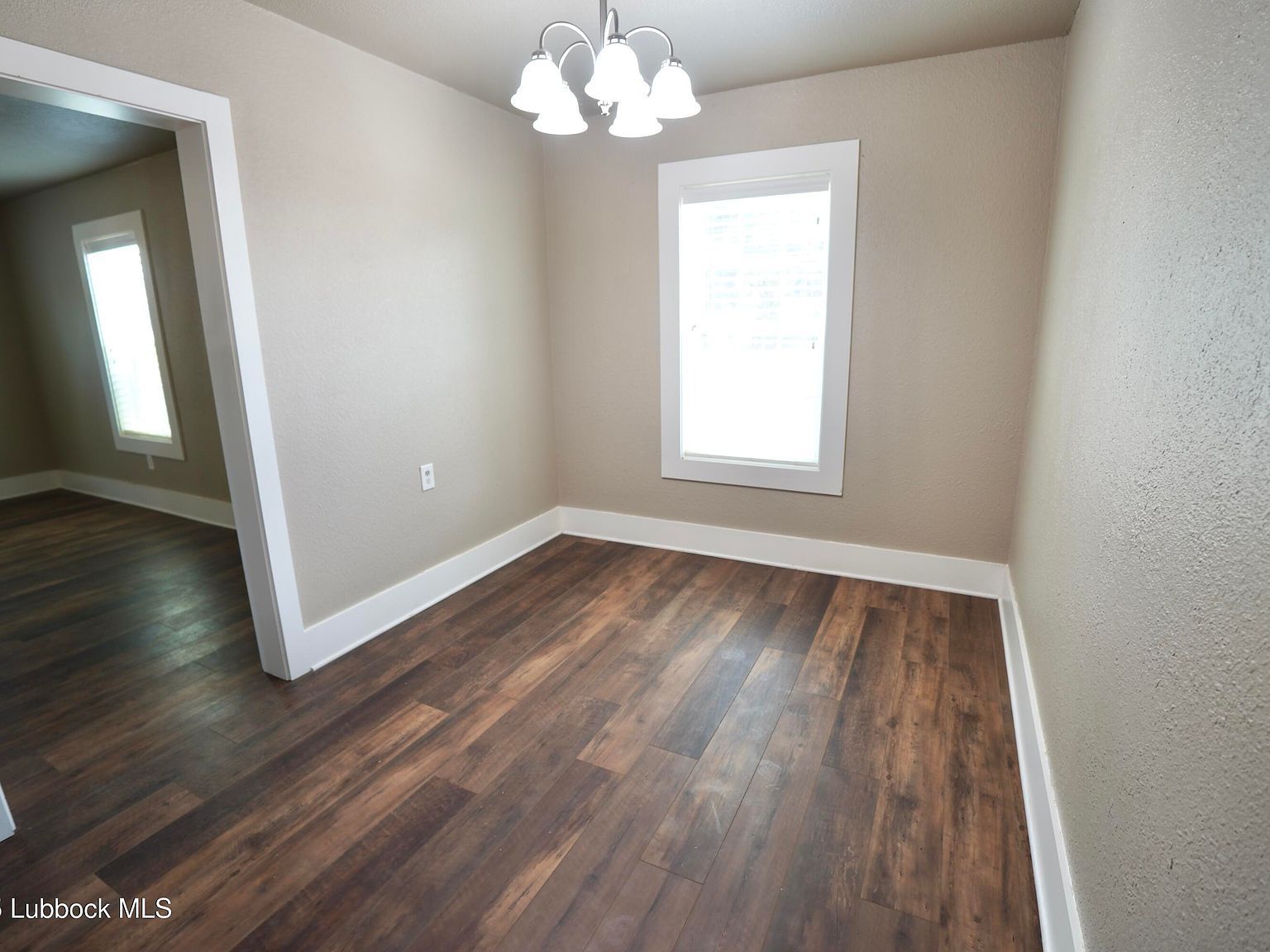 2408 24th St Lubbock, TX 79411 - Thumbnail 4