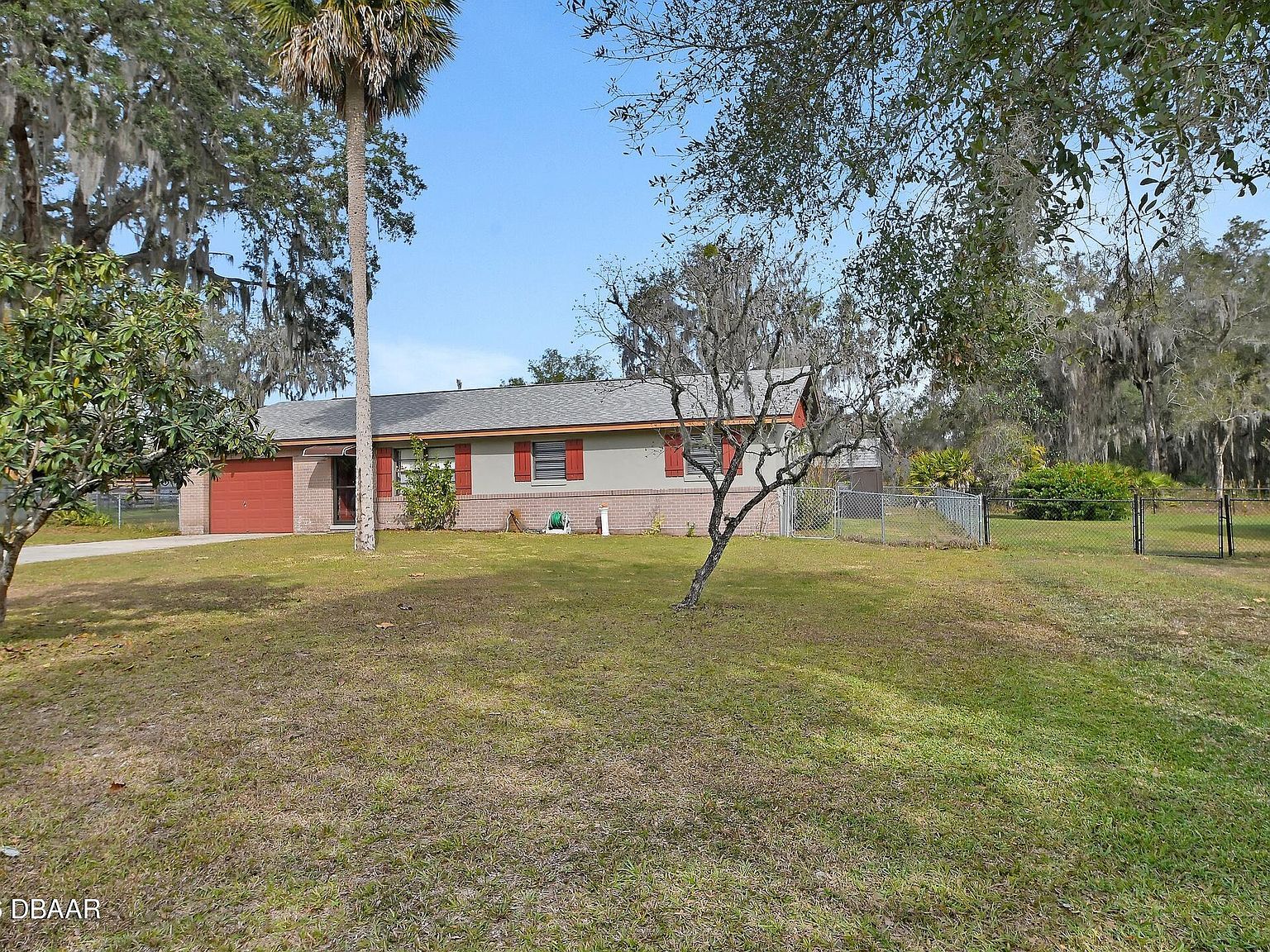 2341 Chapel Hill Dr Deland, FL 32720 - Thumbnail 4