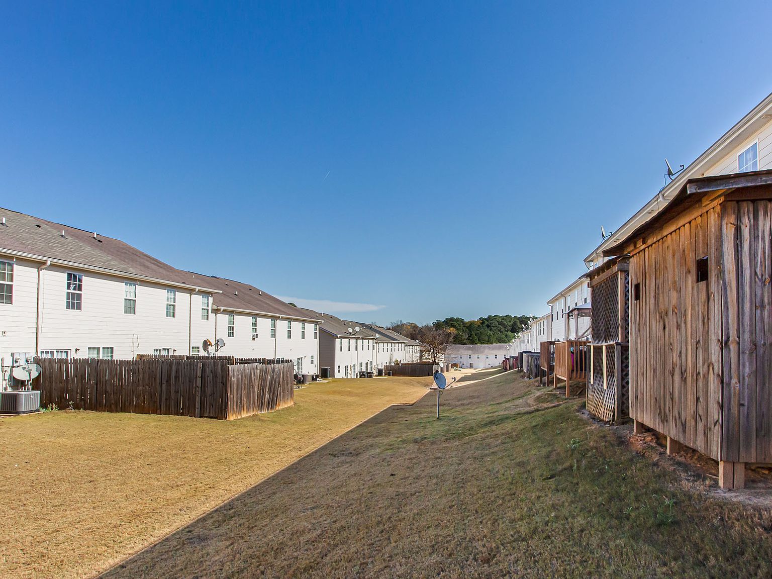 690 Georgetown Ln Jonesboro, GA 30236 - Thumbnail 4