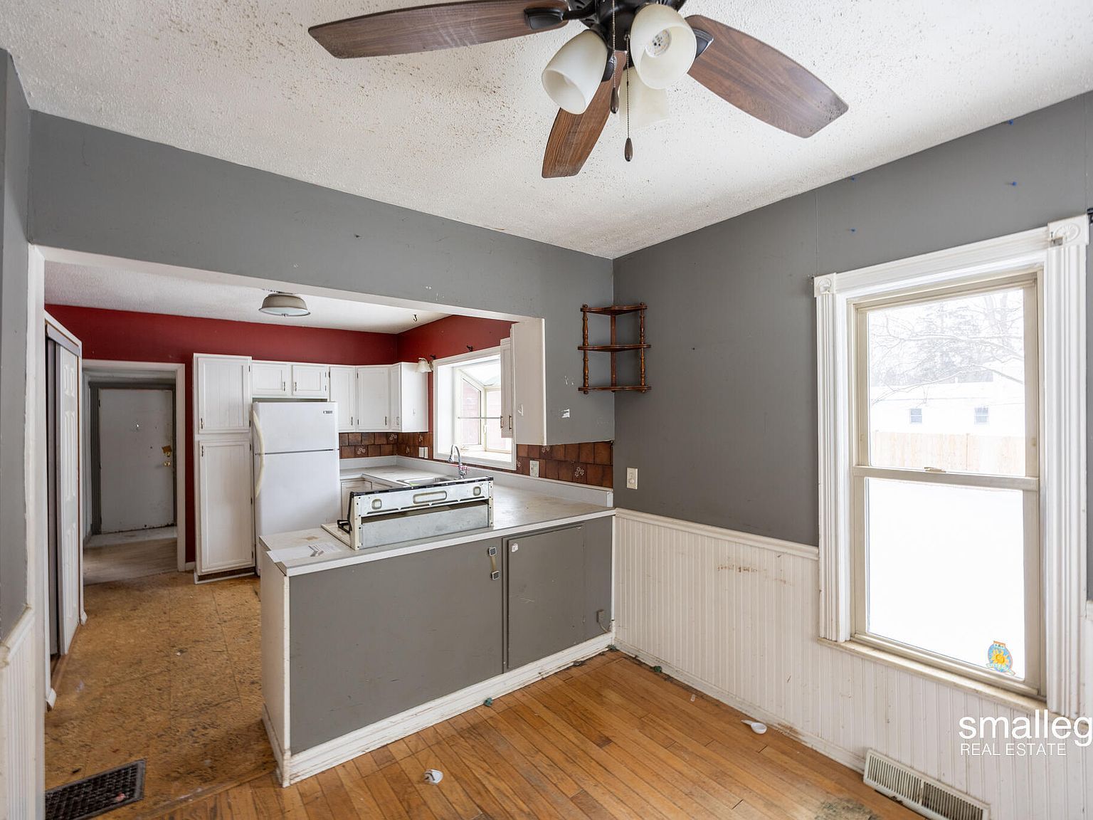 49 N 2nd St NW Kent City, MI 49330 - Thumbnail 4