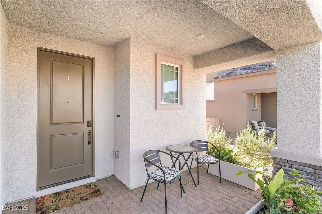 203 Jaldena Ln Henderson, NV 89011 - Thumbnail 4