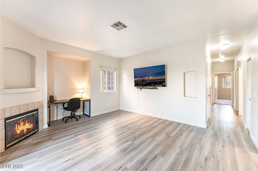 4730 E Craig Rd UNIT 1007 Sunrise Manor Town, NV 89115 - Thumbnail 4