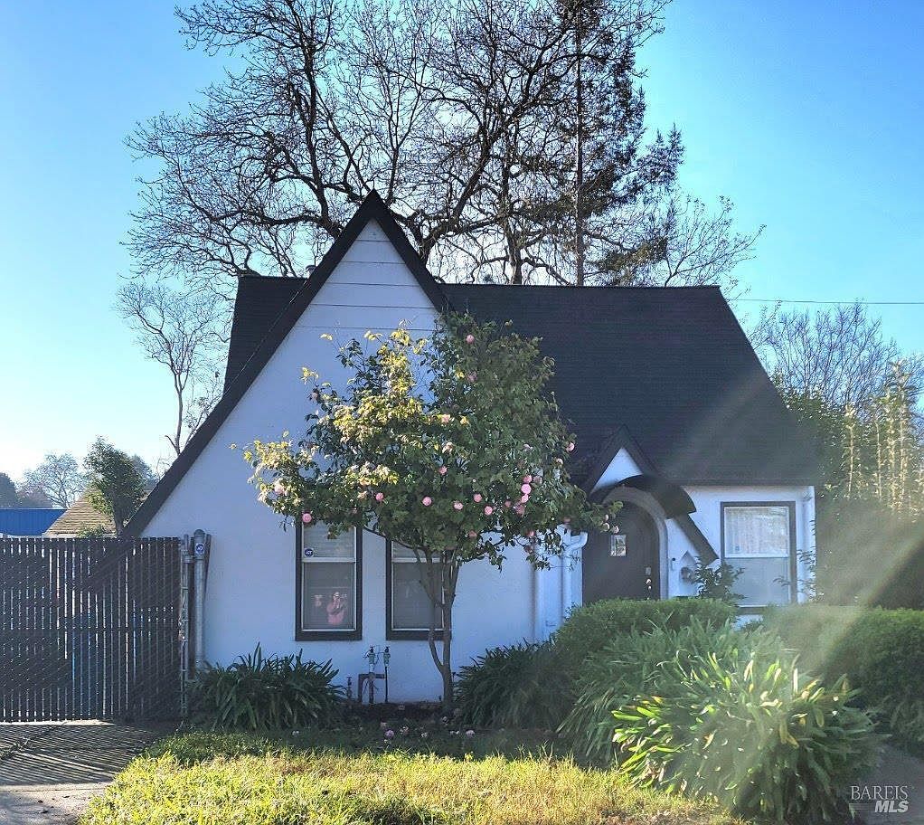 100 Ridgway Ave Santa Rosa, CA 95401 - Thumbnail 4