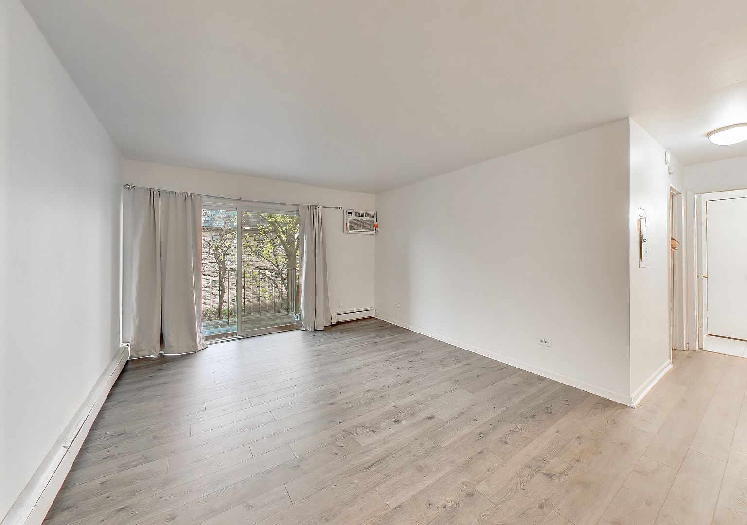 2A E Dundee Quarter Dr Unit 208 Palatine, IL 60074 - Thumbnail 4