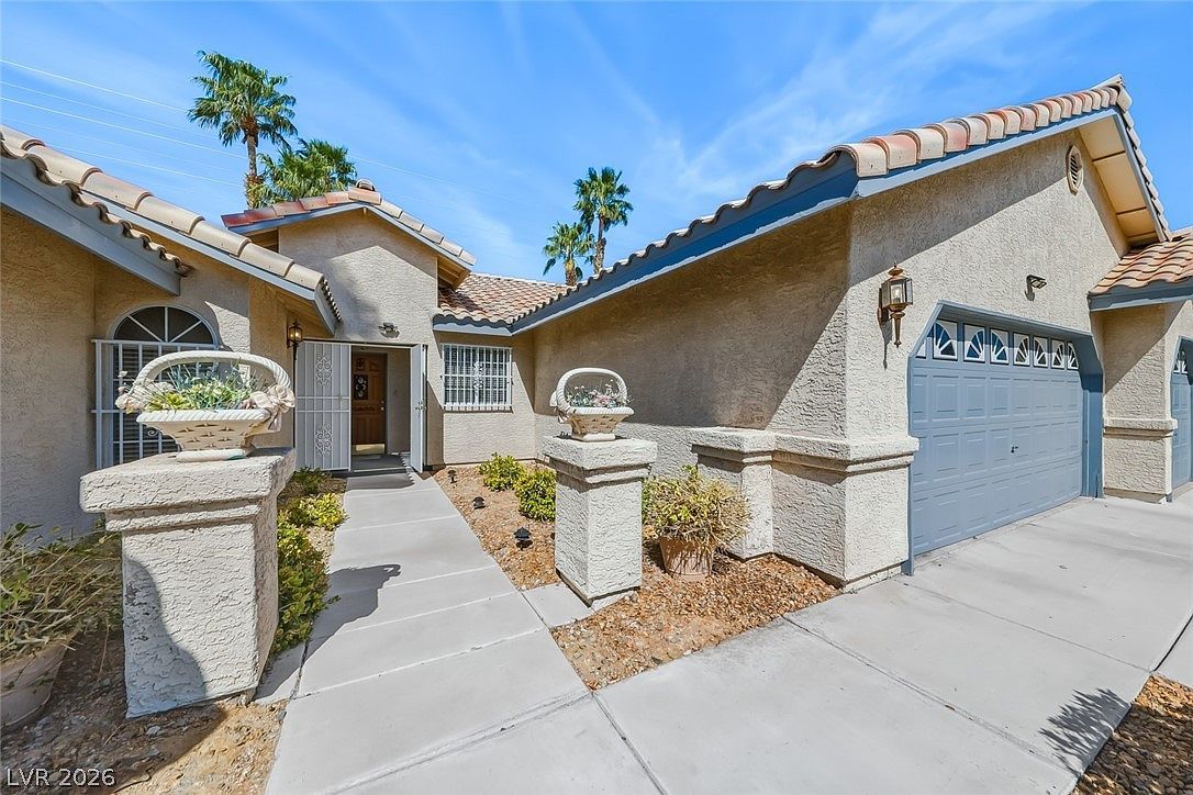 2620 Batelli Ct Las Vegas, NV 89121 - Thumbnail 4