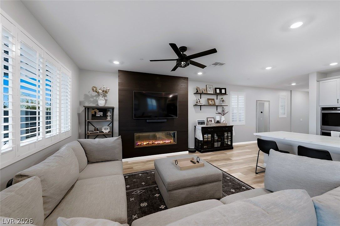 300 Wind Poppy St Las Vegas, NV 89138 - Thumbnail 4