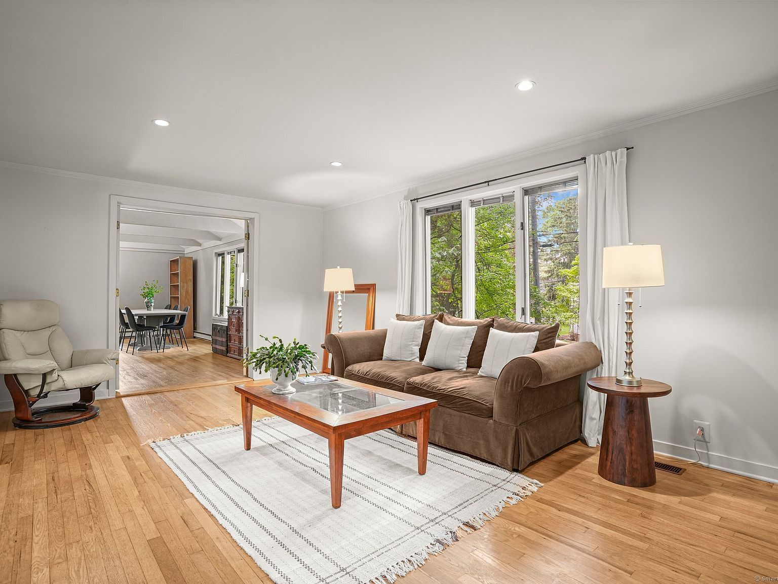 39 Falmouth Rd Fairfield, CT 06825 - Thumbnail 4