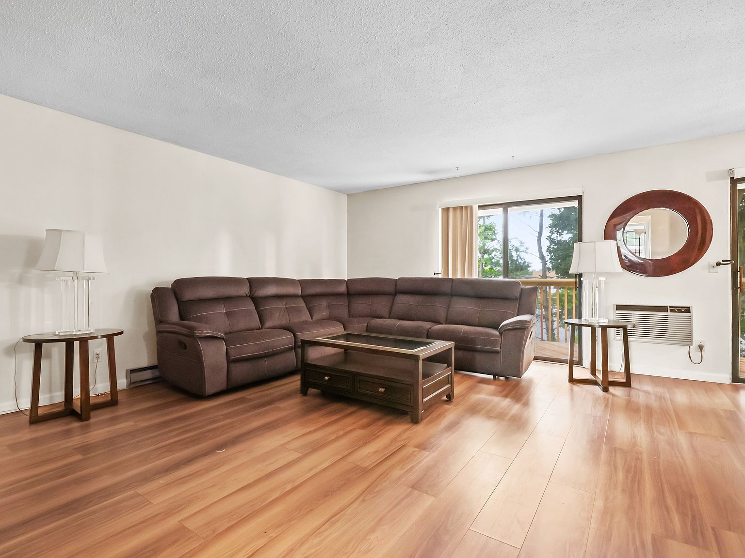 187 Flax Hill Rd APT D5 Norwalk, CT 06854 - Thumbnail 4