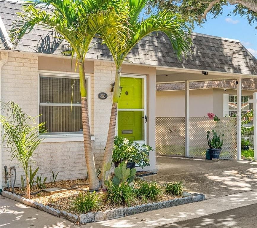 883 Sky Loch Dr S Dunedin, FL 34698 - Thumbnail 4