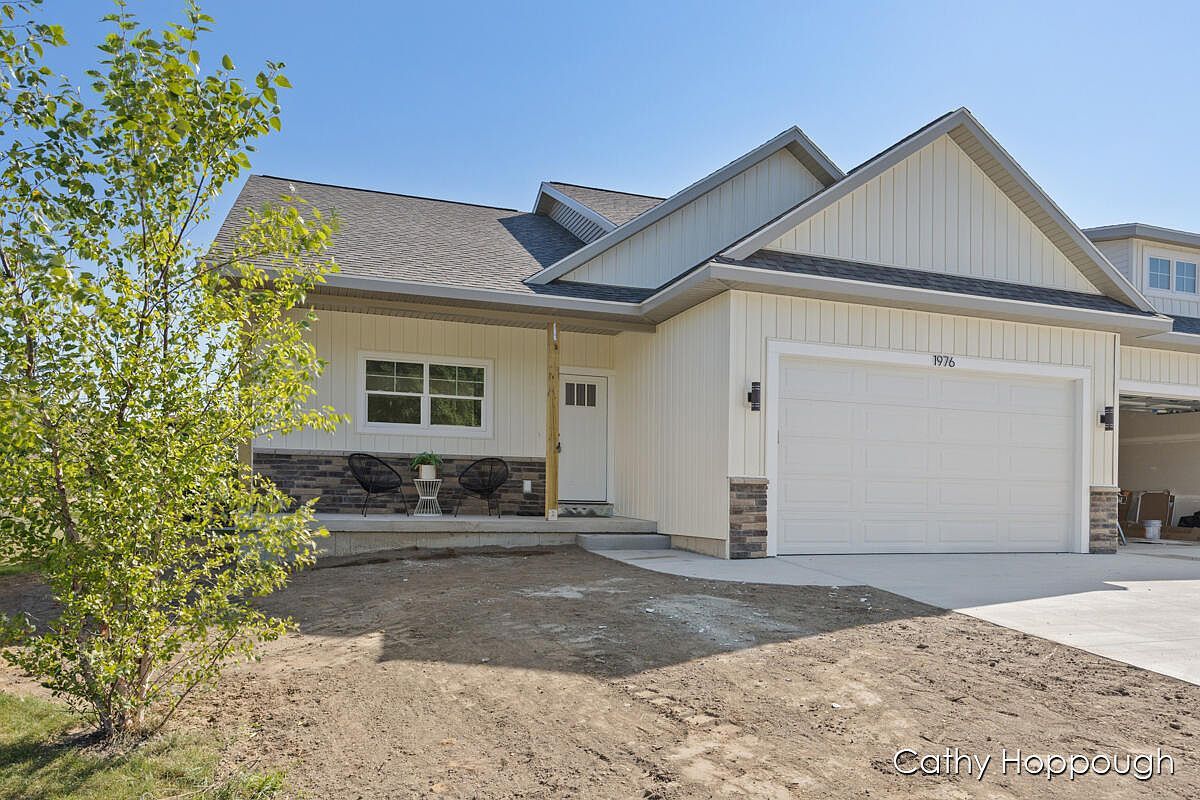 1976 Aspen Valley Ln Ionia, MI 48846 - Thumbnail 4