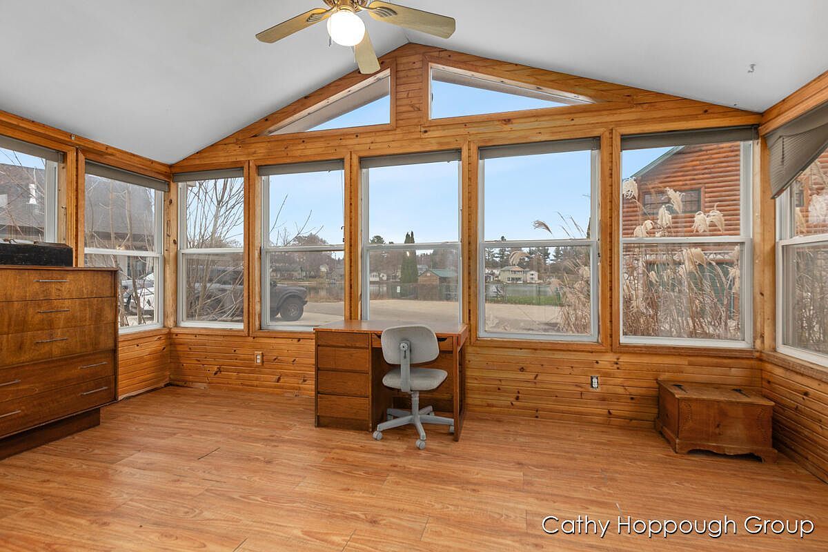 1401 White Birch Dr Stanton, MI 48888 - Thumbnail 4