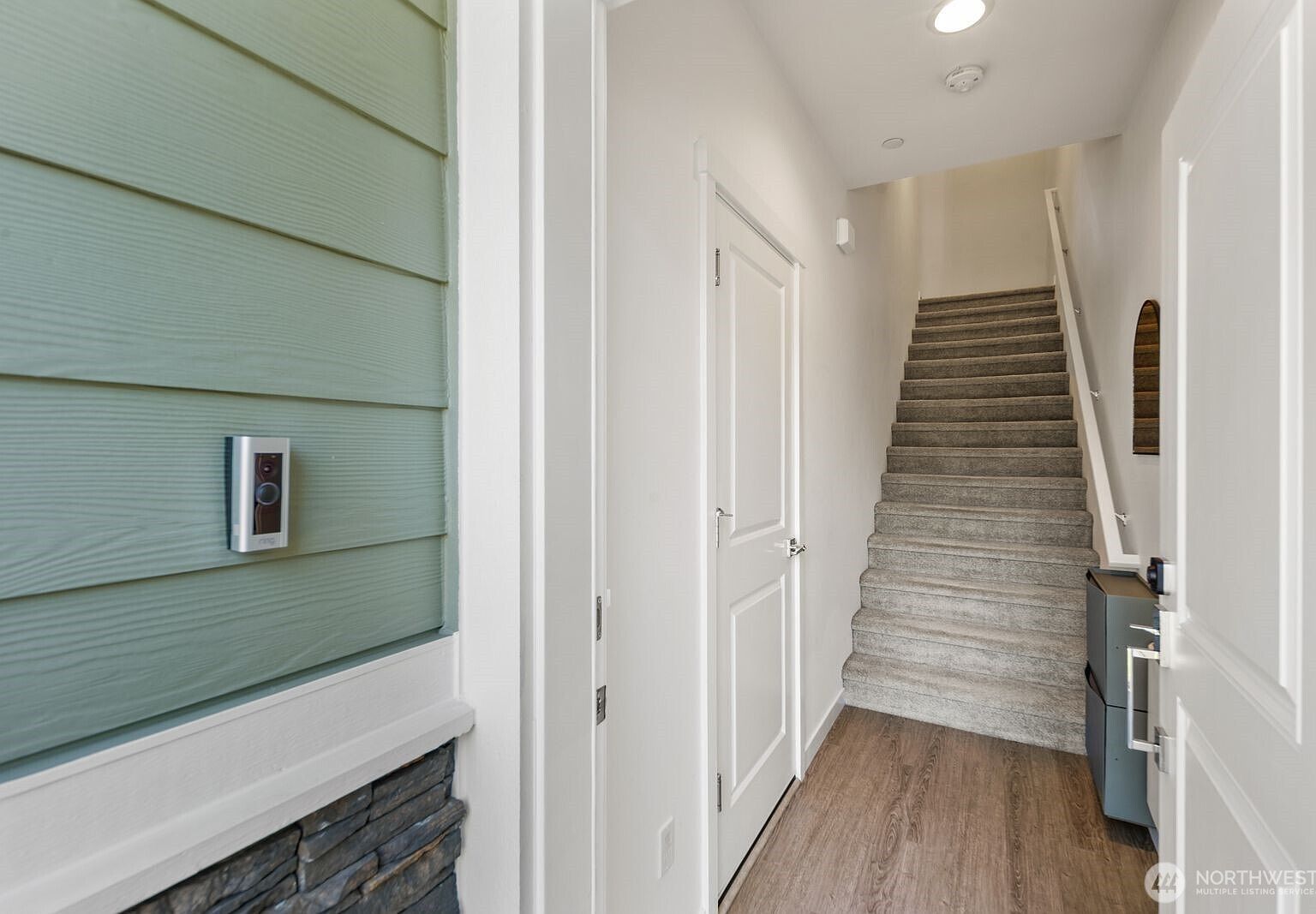 18124 1st Pl SW Normandy Park, WA 98166 - Thumbnail 4