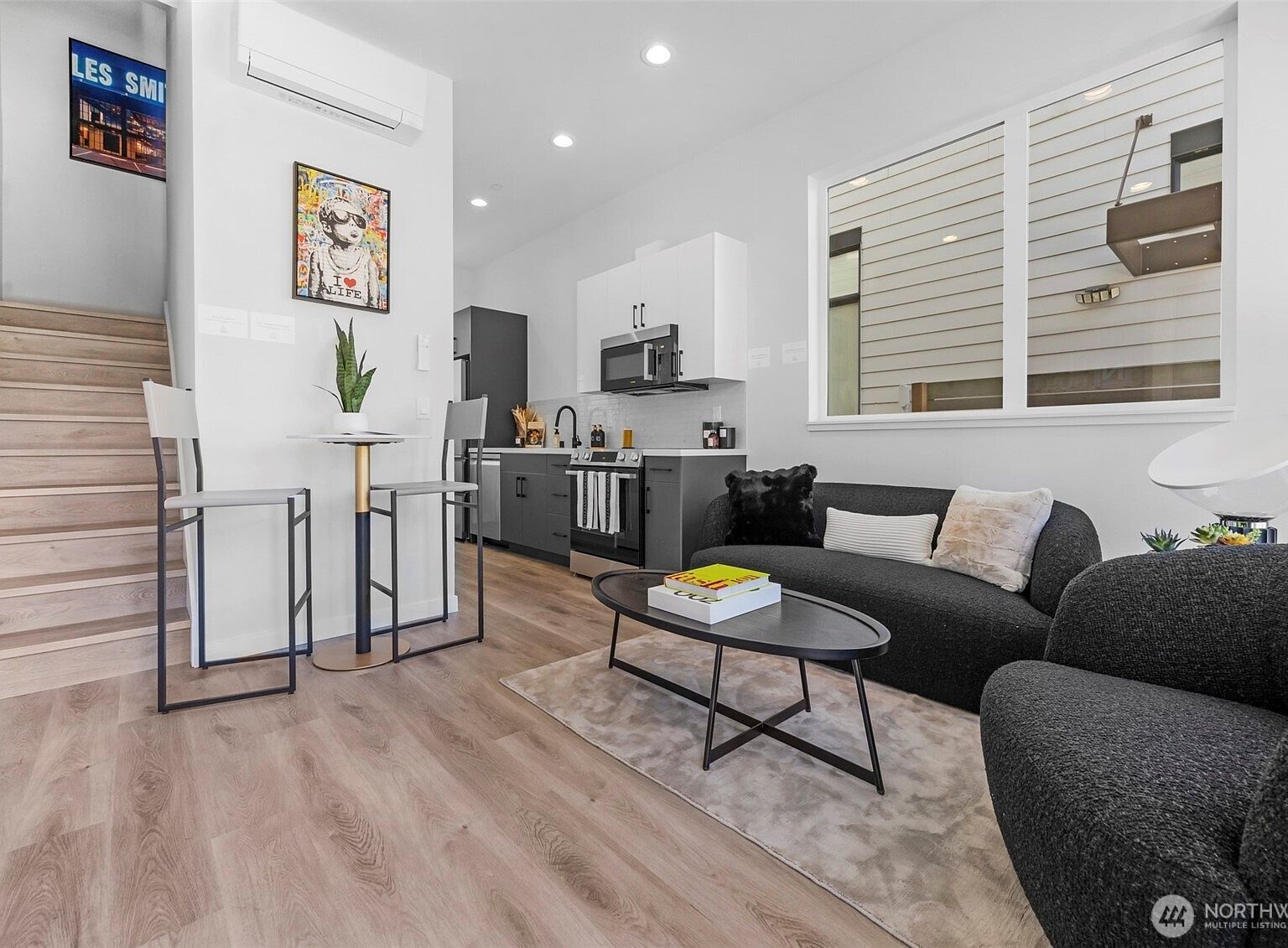 6725 Carlton Ave #A-b Seattle, WA 98108 - Thumbnail 4