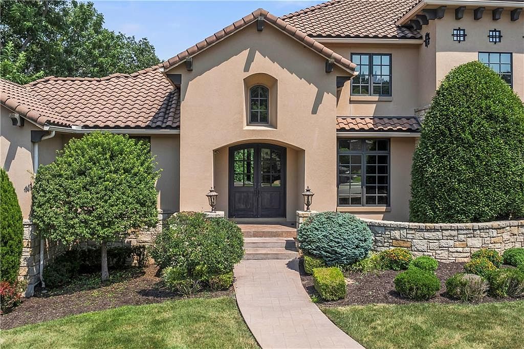 4501 N Hickory Ln Kansas City, MO 64116 - Thumbnail 4