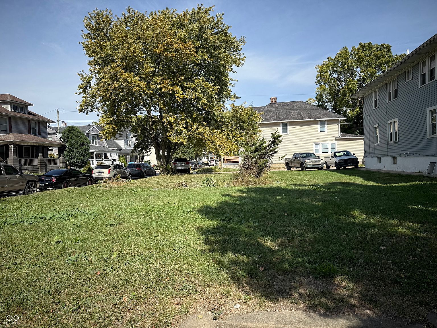 2002 E Washington St Indianapolis, IN 46201 - Thumbnail 4