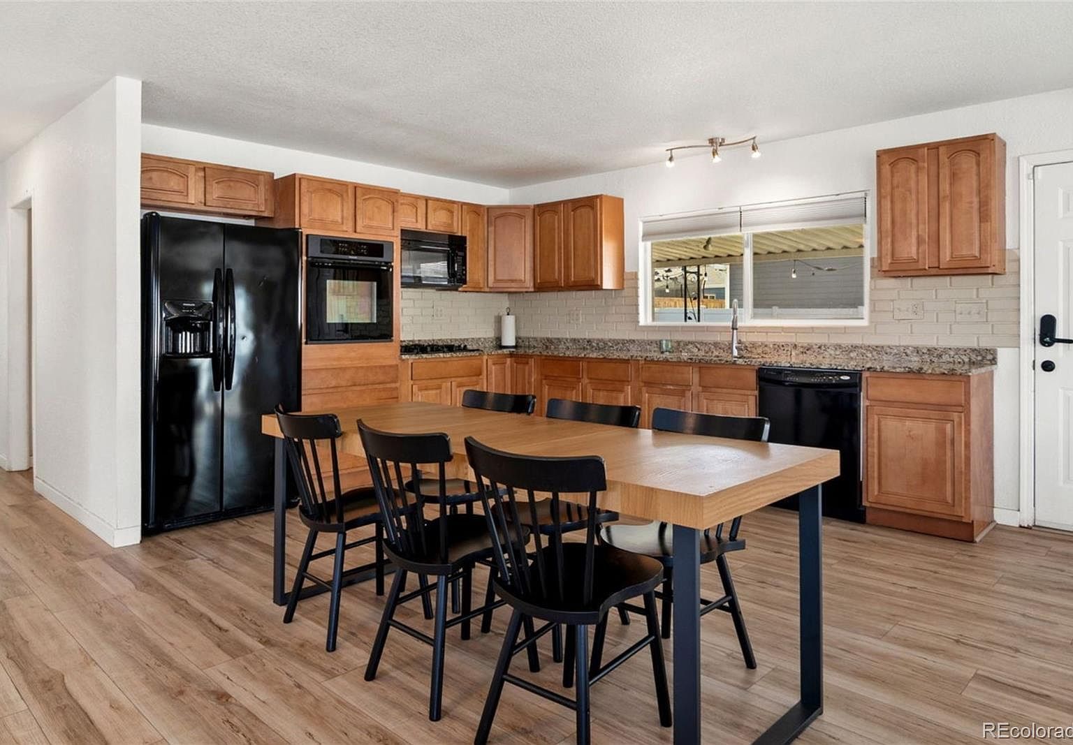 5533 Raritan Way Denver, CO 80221 - Thumbnail 4