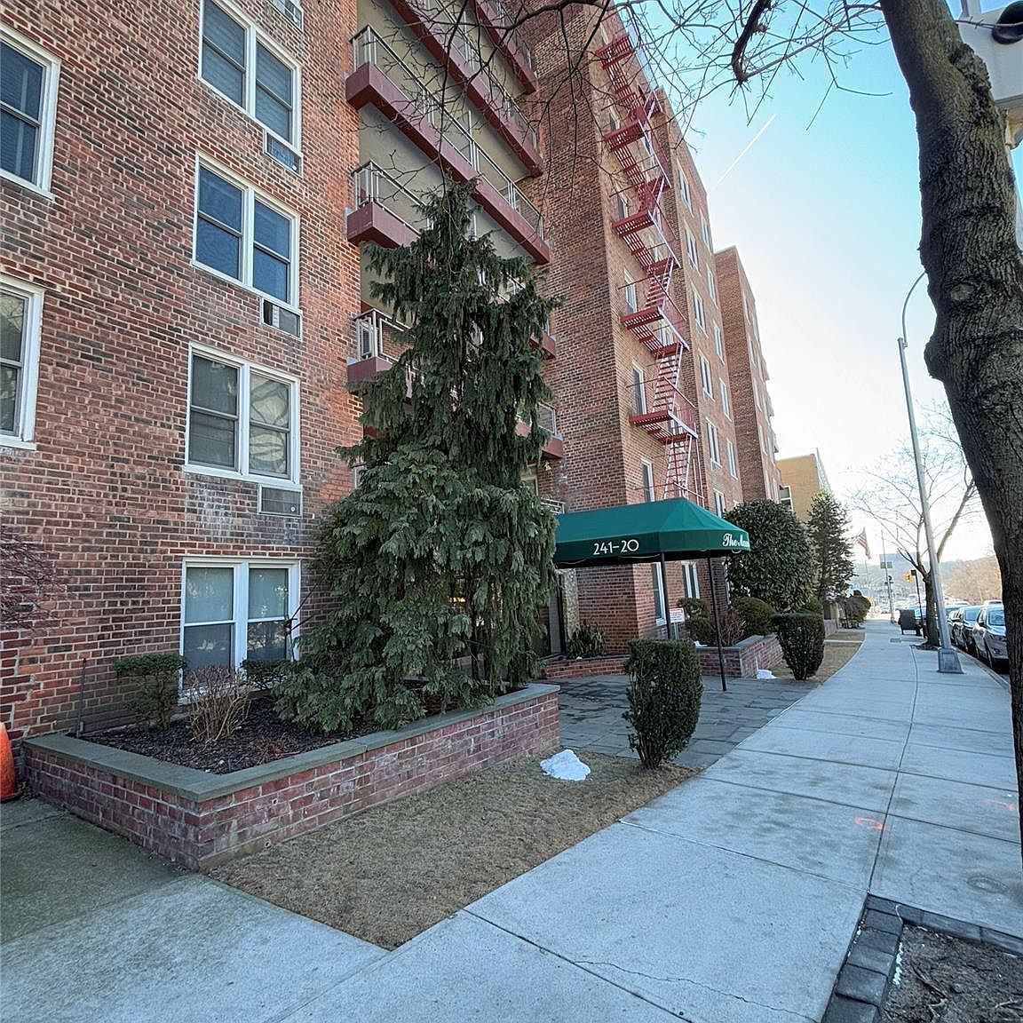 24120 Northern Blvd APT 2C Flushing, NY 11362 - Thumbnail 4