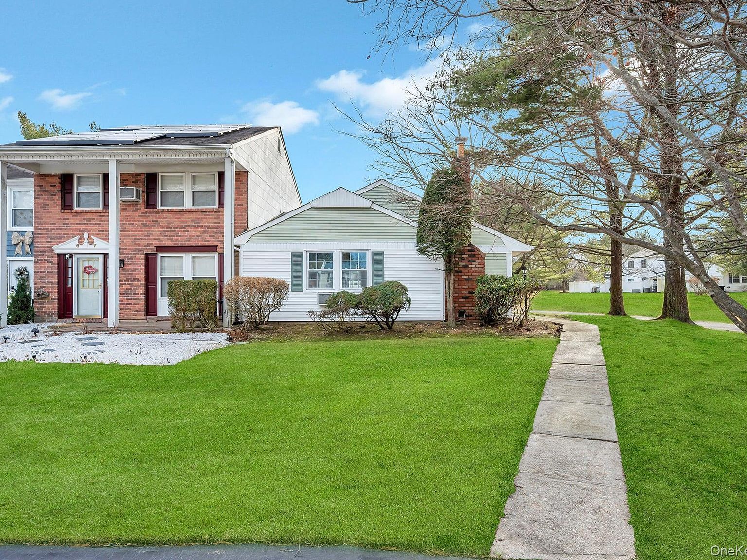 65 Federal Ln Coram, NY 11727 - Thumbnail 4