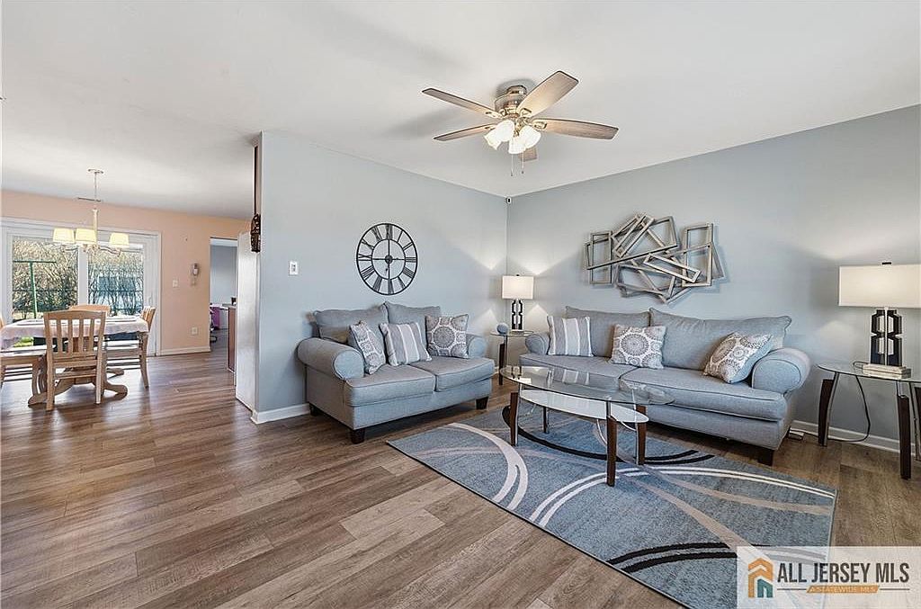 6 Hunterdon Ave Monroe Township, NJ 08831 - Thumbnail 4